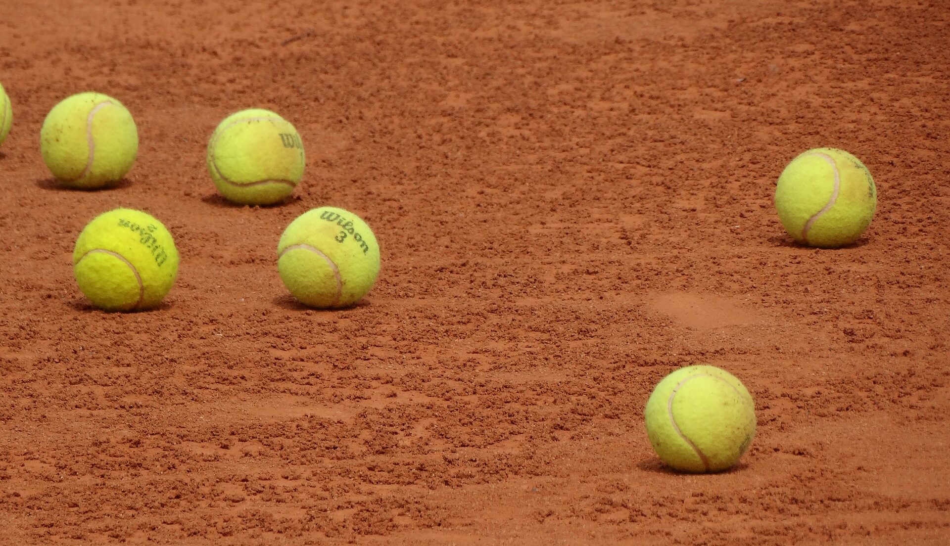 tennis-2263620_1920