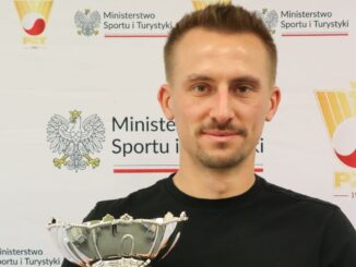 Jan Zieliński z trofeum Australian Open 2024