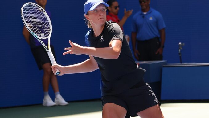 Iga_Świątek_(2023_US_Open)_39_(cropped2) Iga Swiatek